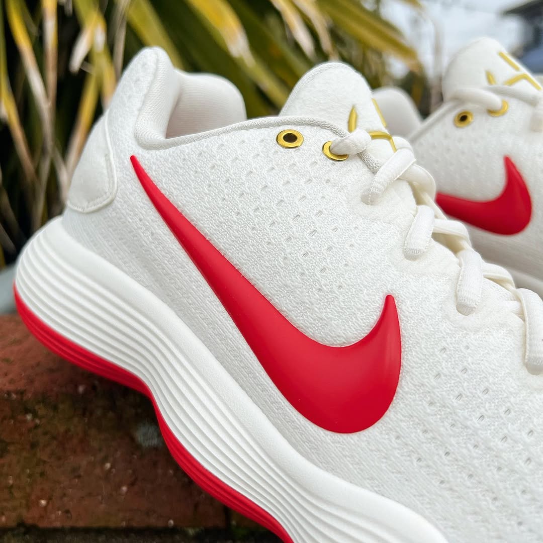 NIKE HYPERDUNK 2017 LOW EP ナイキ ハイパーダンク 2017 EPモデル