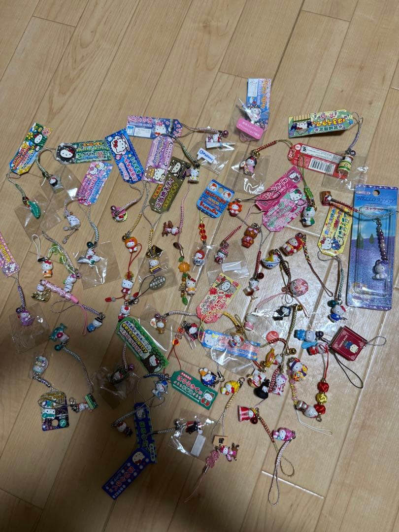 ご当地キティ　まとめ売り　45点以上