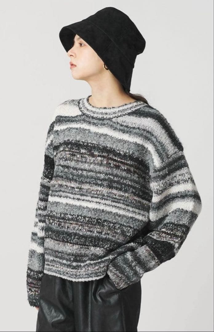 ビューティーアンドユース マルチボーダーニットプルオーバー 新品未使用